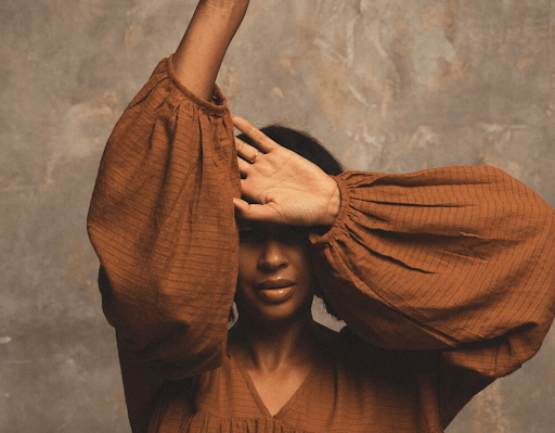 How To Dress For All Your Fall Festivities - Maison Orient