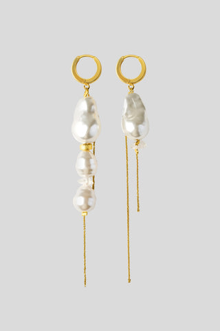 Sia Earrings with Pearls
