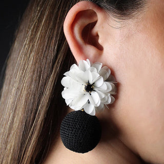 Black and White Blossom Bon Bons - Maison OrientPinar OzevlatMaison OrientJewelry