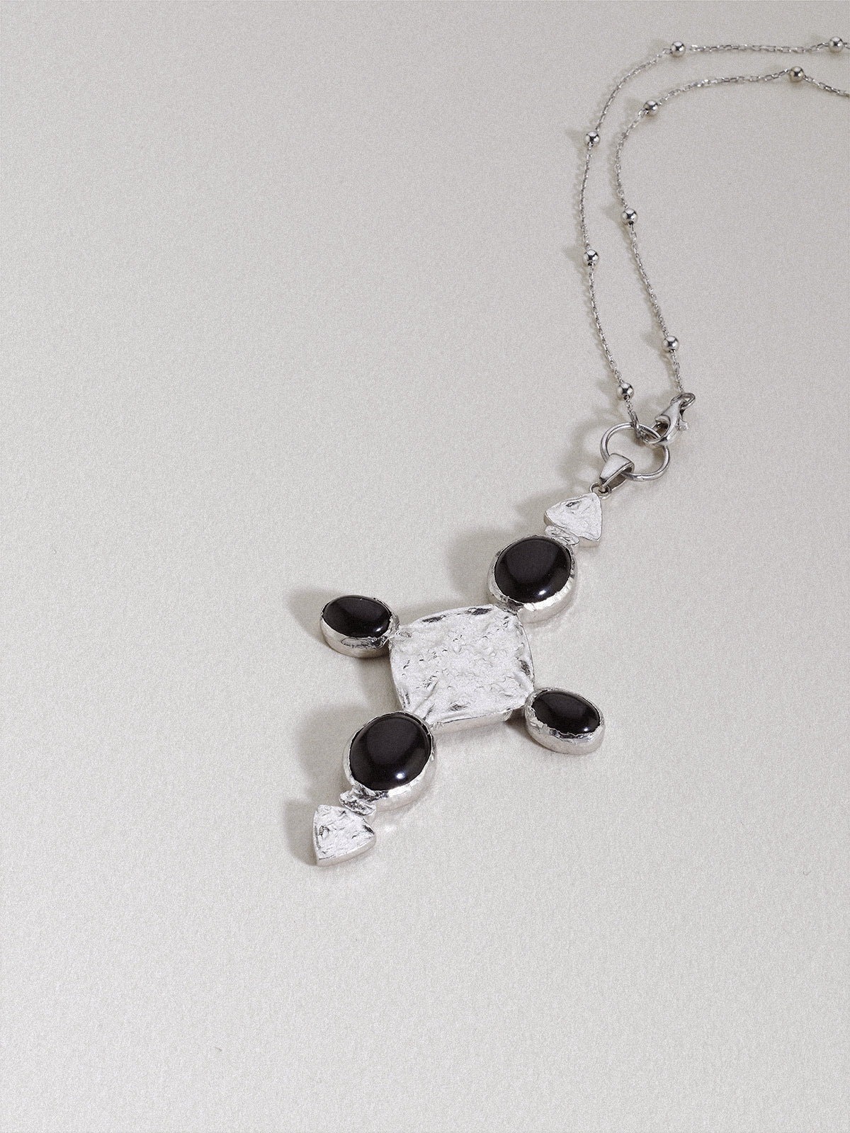 CARYA SILVER NECKLACE