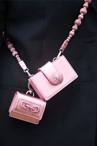Catena Notte Metallic Pink AirPods Case - Maison OrientSerena UziyelMaison OrientAccessories