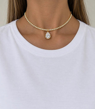 Gold Choker with Pear Shape Charm - Maison OrientRomy CollectionMaison OrientNecklace