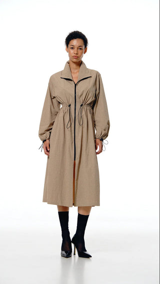RAINCOAT WITH CONTRAST ZIPPER - Maison OrientKris MaranMaison OrientClothing
