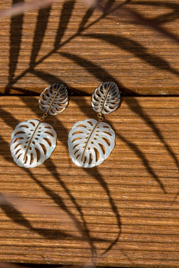 TROPIQUES BLANCHES in Mother of Pearls - Maison OrientChadia HamatiMaison OrientEarrings