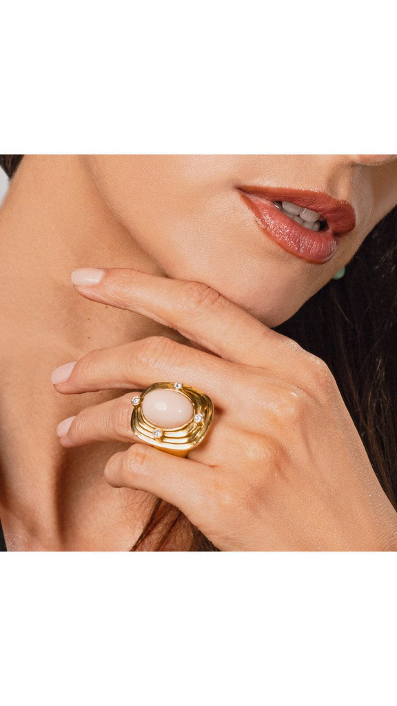 1980'S Cabochon Coral And 18K Gold Ring - Maison OrientYazJewelsMaison OrientRings