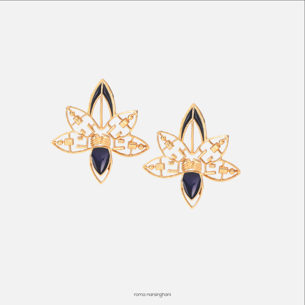 Kamal Earrings in Gold / Jet Black | Maison Orient