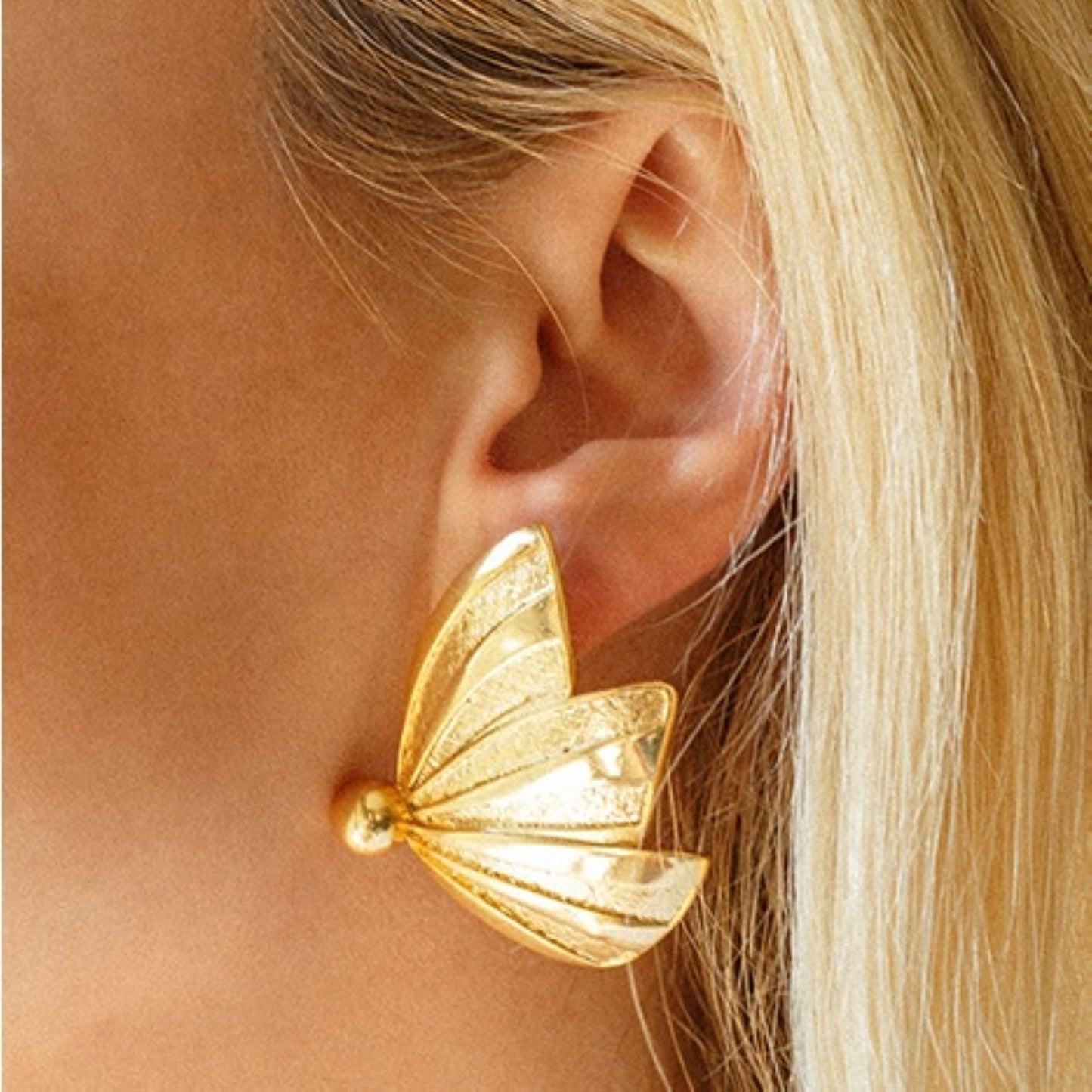 BUTTERFLY EARRING | Maison Orient