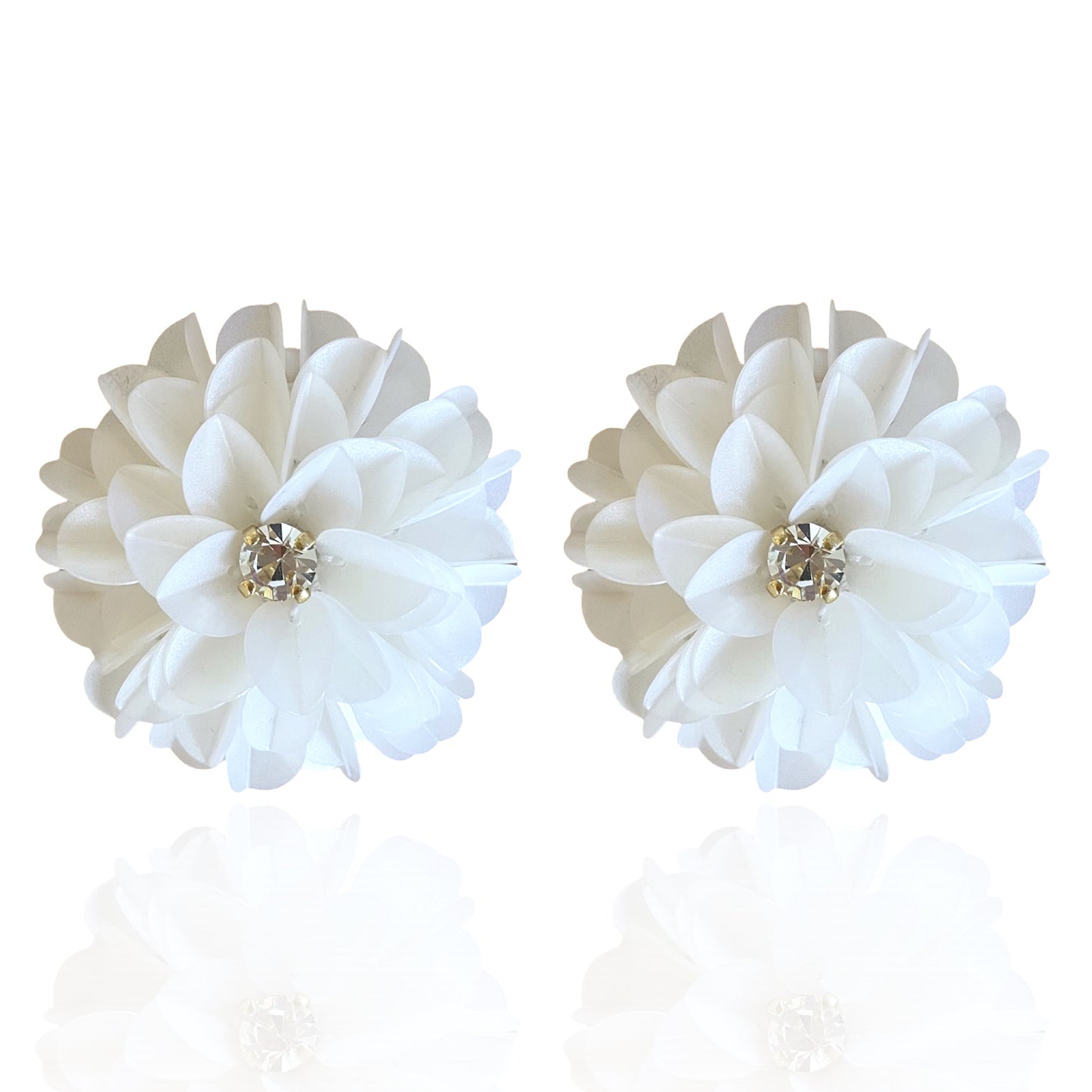 Blossom Stud White