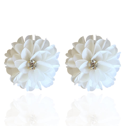 Blossom Stud White