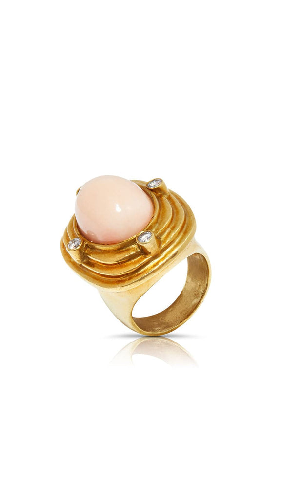 1980's Cabochon Coral and 18K Gold ring | Maison Orient