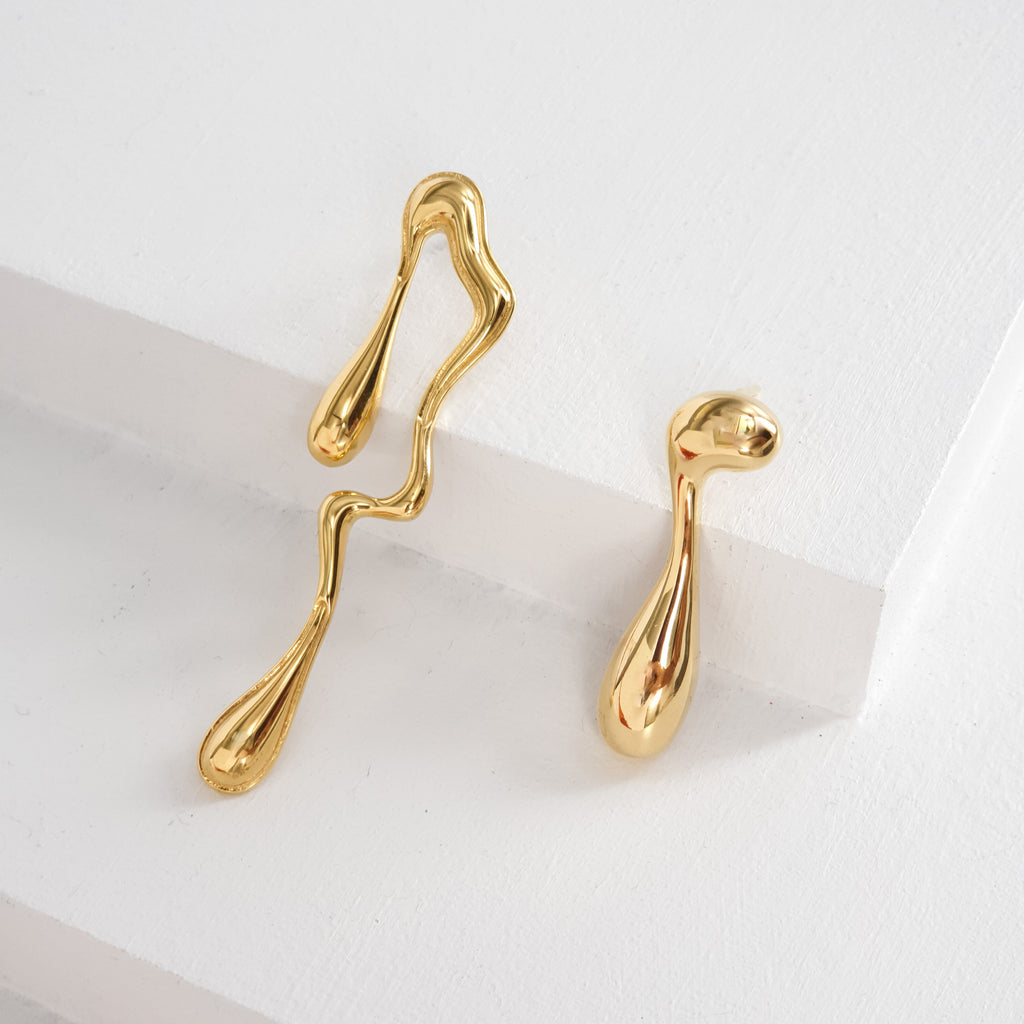 Yazgi Sungur WATERDROP earring | Maison Orient