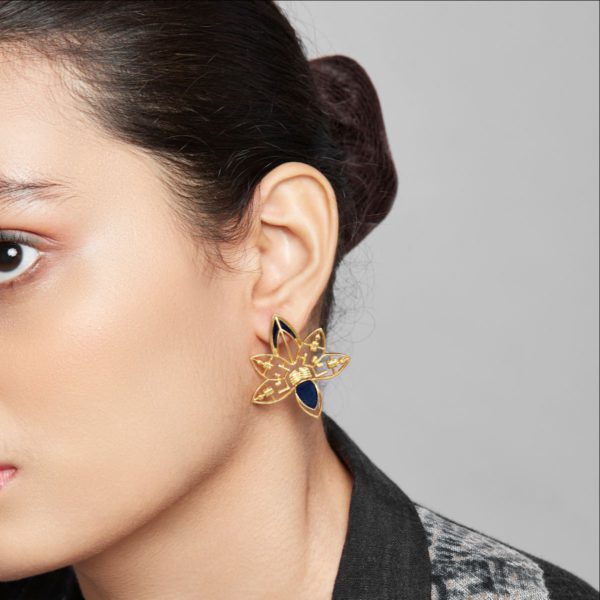 Kamal Earrings in Gold / Jet Black | Maison Orient