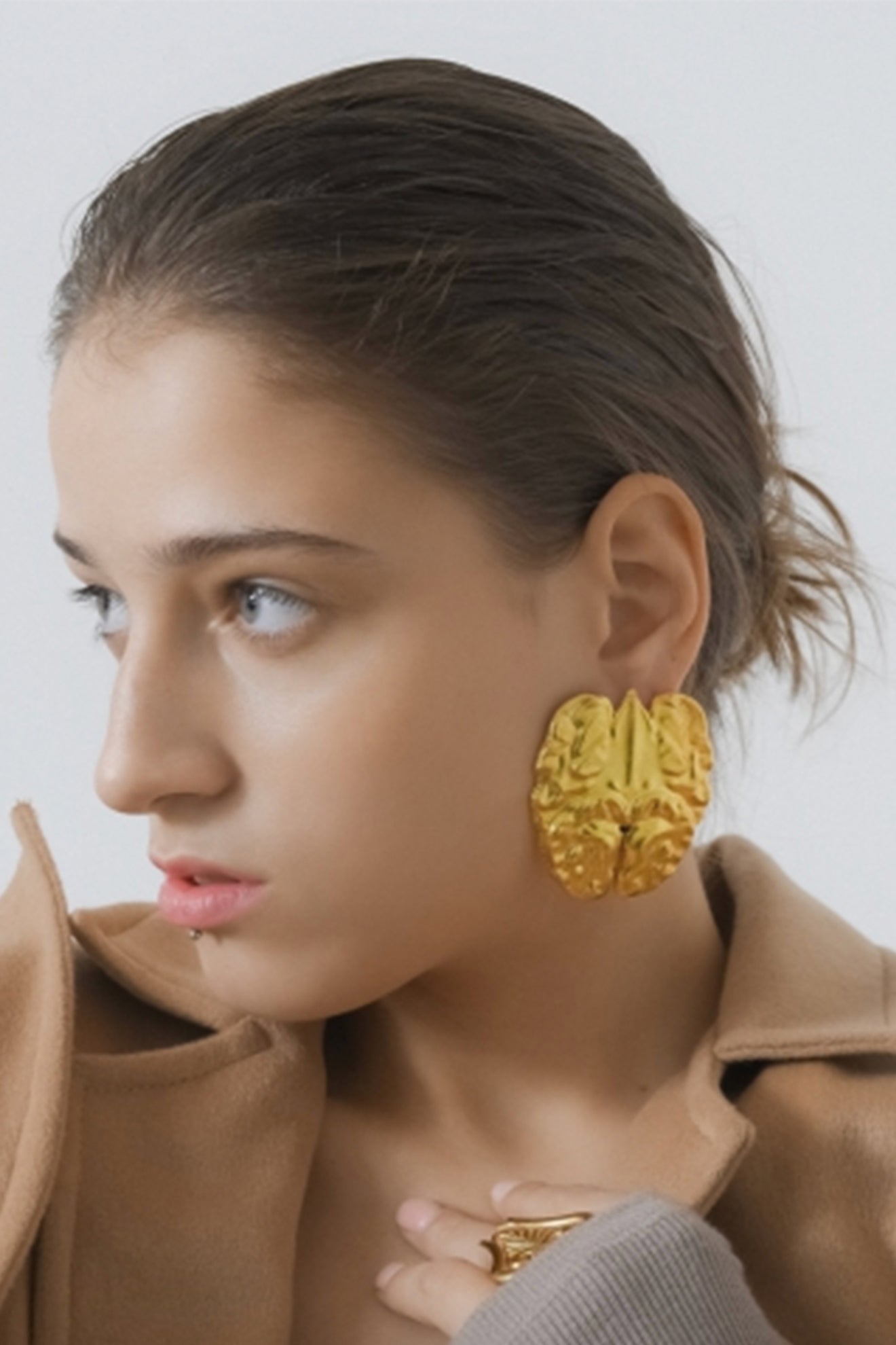 Walnut Earrings | Maison Orient