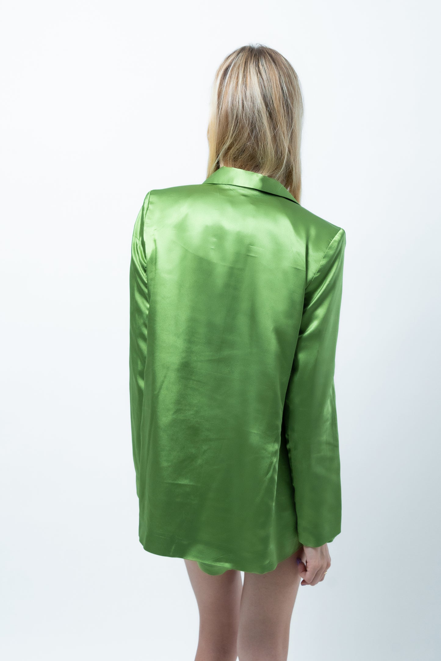 GREEN PEPPER : The shiny green suit | Maison Orient