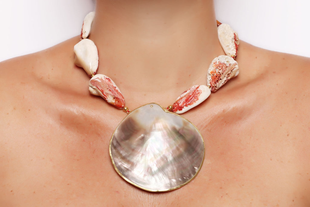 Capri In Natural Seashell And Mother Of Pearls - Maison OrientChadia HamatiMaison OrientNecklaces