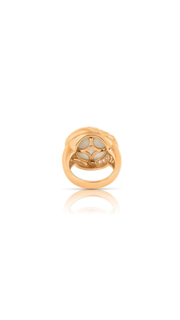 Contemporary 18K Round Mabe Pearl And Diamond Ring - Maison OrientYazJewelsMaison OrientRings