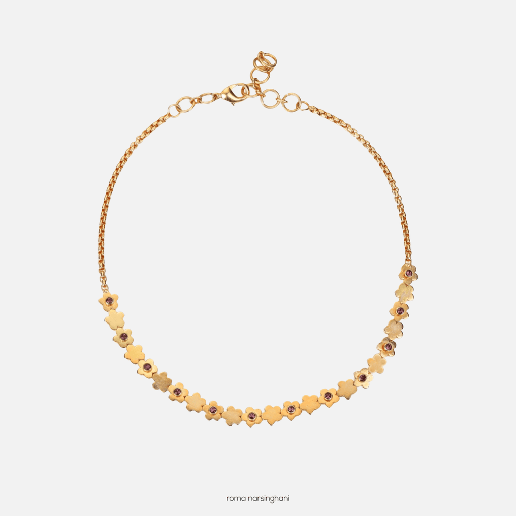 Daisy Choker In Gold - Maison OrientRoma NarsinghaniMaison OrientNecklaces