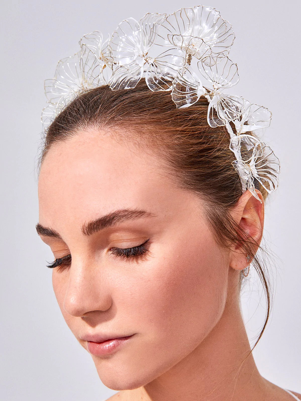 DREAMY FLOWER HEADPIECE