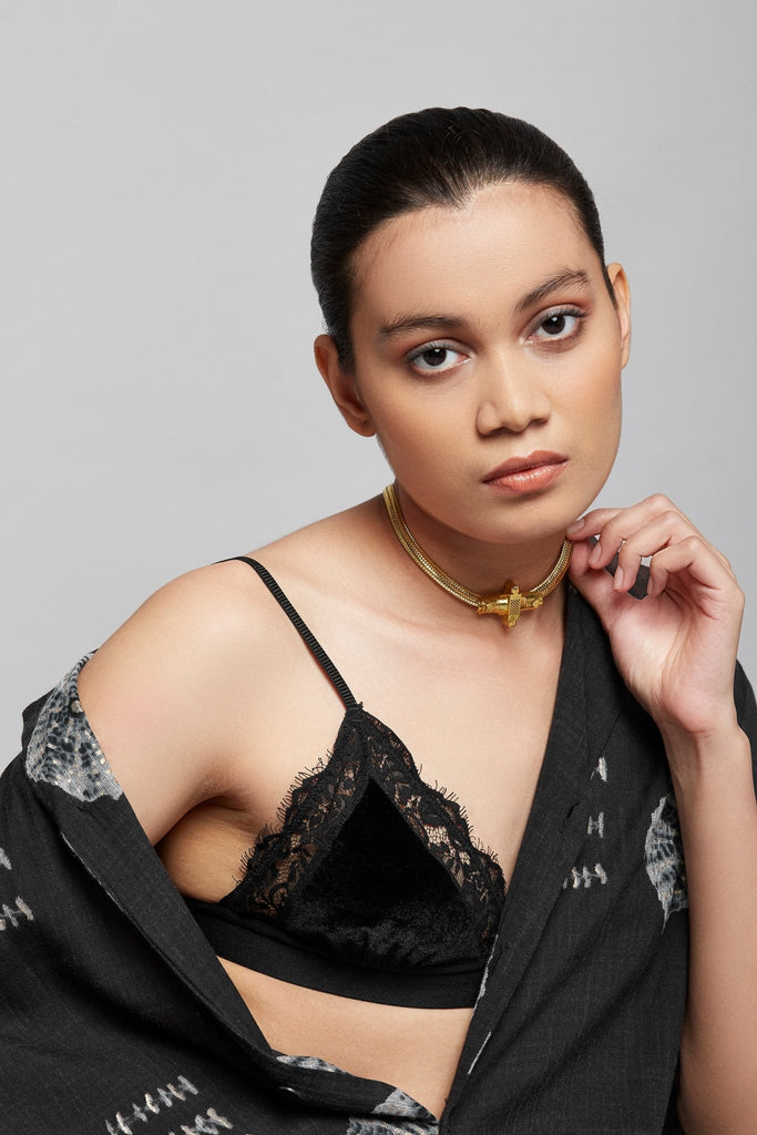 Heart Taweez Choker In Gold - Maison OrientRoma NarsinghaniMaison OrientNecklaces