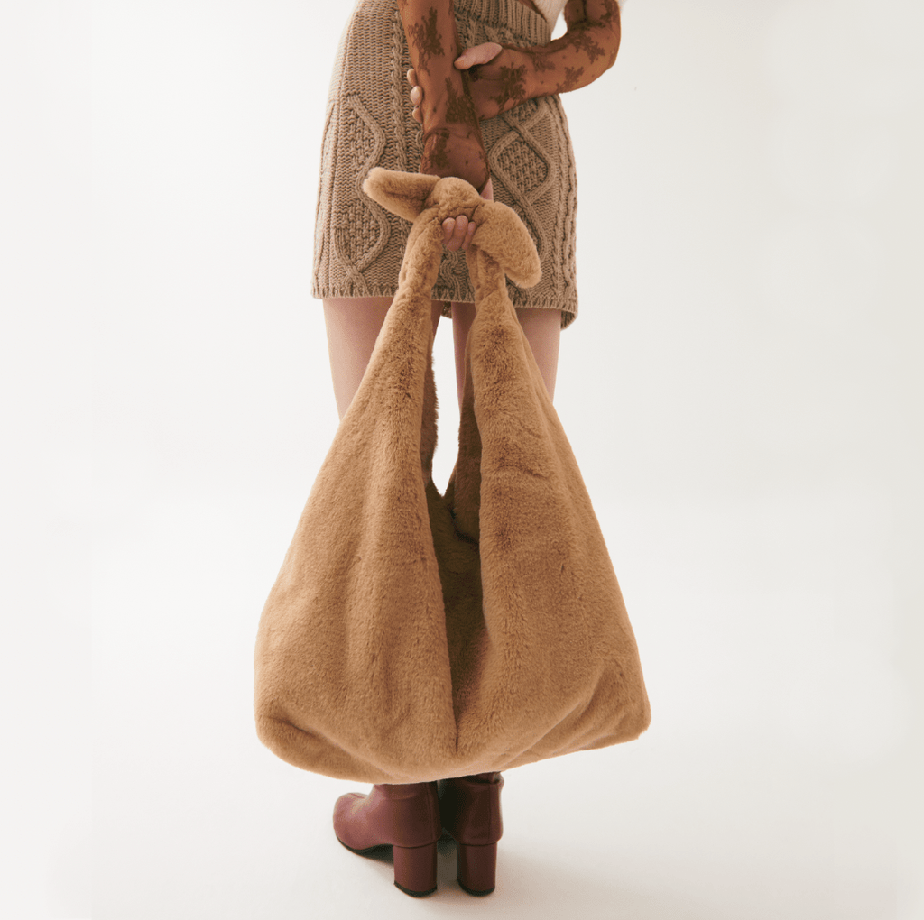 Maxi Ritz In Beige Faux Fur - Maison OrientJimbaMaison OrientShoulder Bags