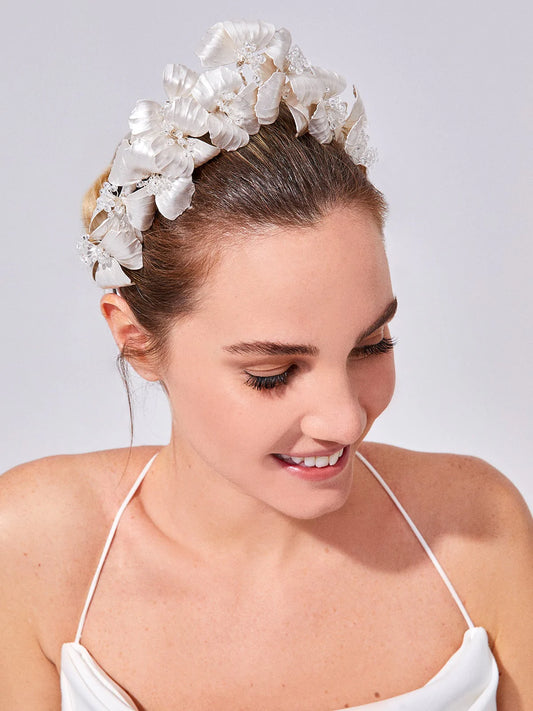 DREAMY FLOWER HEADPIECE