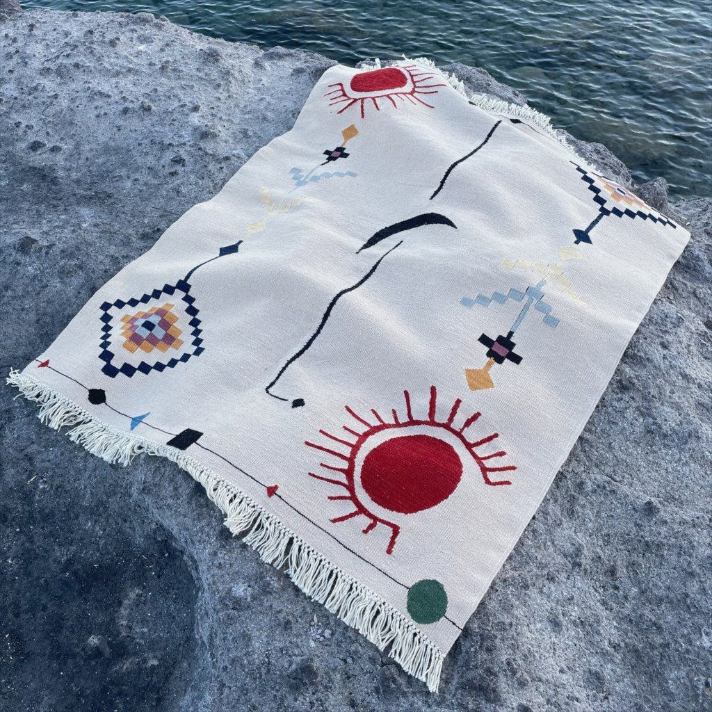 To The Moon And Back (Size 140 Cm X 170 Cm) - Maison OrientTabaeMaison OrientRugs